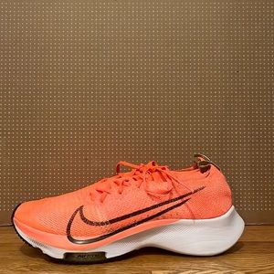 Nike Air Zoom Tempo FK